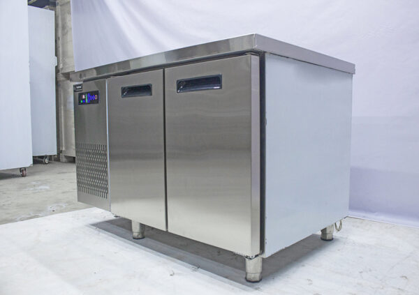 Ban Lanh Ban Mat 1M8 Canh Inox 4