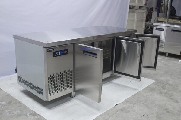 Ban Lanh Ban Mat 1M8 Canh Inox 9