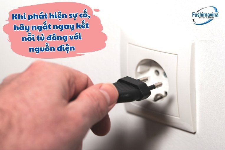 Ngắt Kết Nối Nguồn Điện Với Tủ Đông